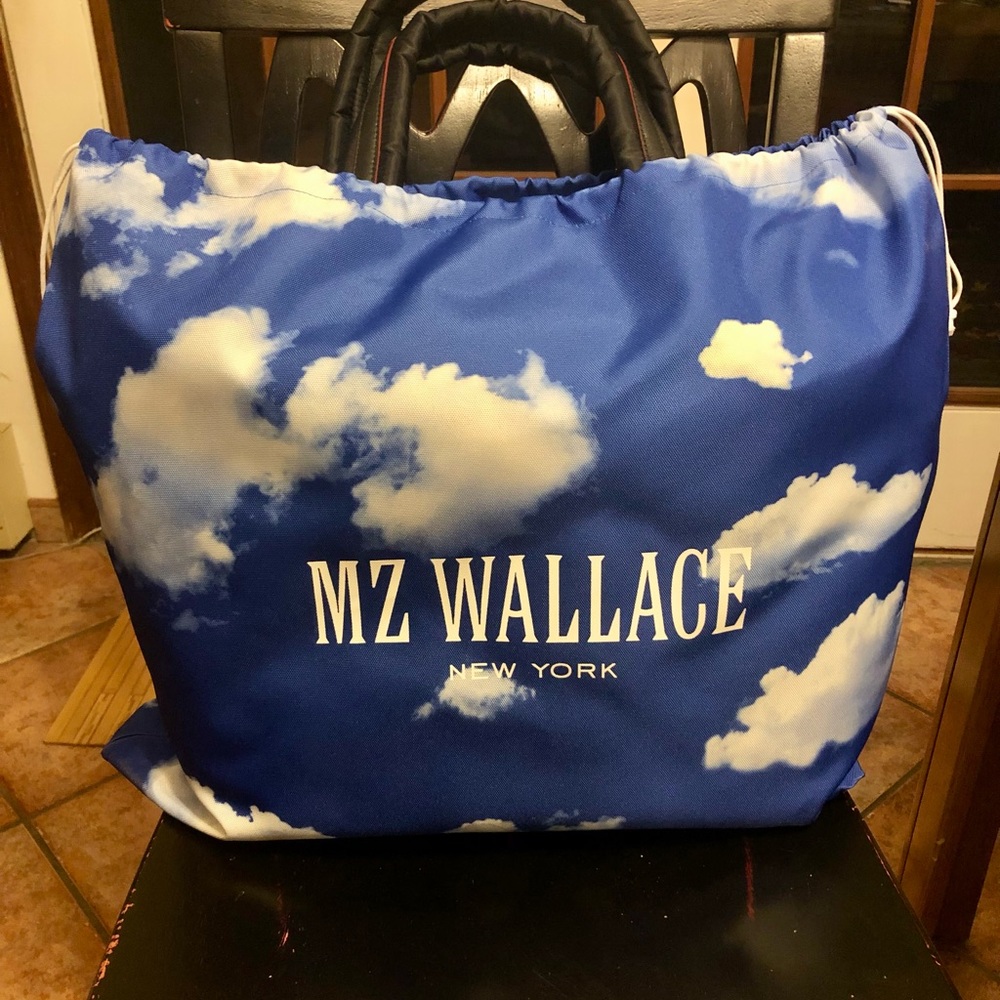 MZ WALLACE large Classic Bleeker Tote. NWT.  Includes shoulder strap & dust bag.